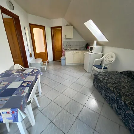 Emma Apartamento Balatonfenyves